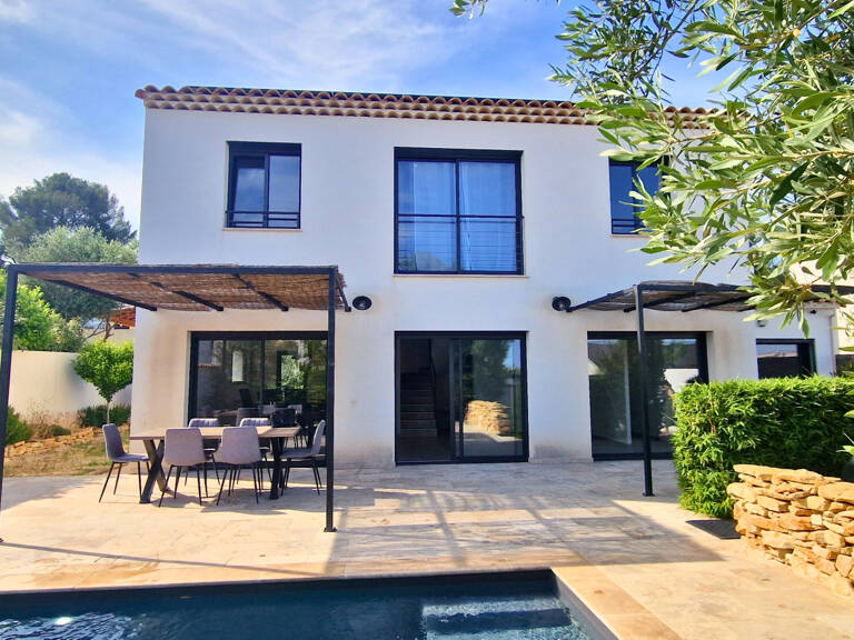 Maison contemporaine avec piscine à La Ciotat — photo 1