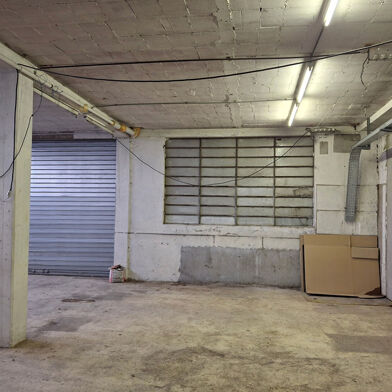 Commerce  157000 €