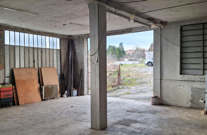 Local d'activité Saint Ferreol D Auroure 265 m2 — photo 4