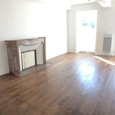 Appartement 3 pièces 80900 €