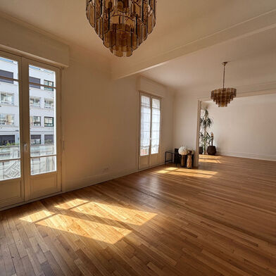 Appartement 6 pièces 769600 €