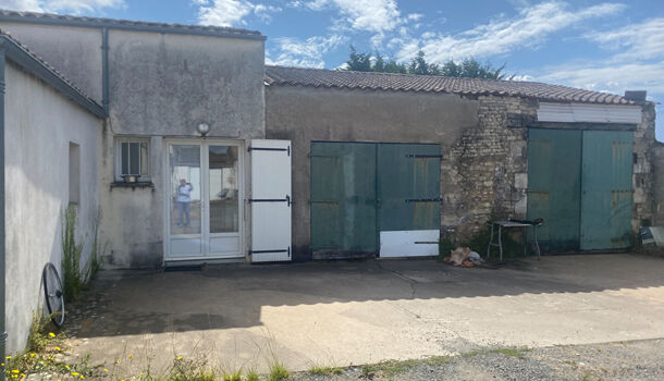 Villa / Maison 12 pièces  à vendre Clavette 17220