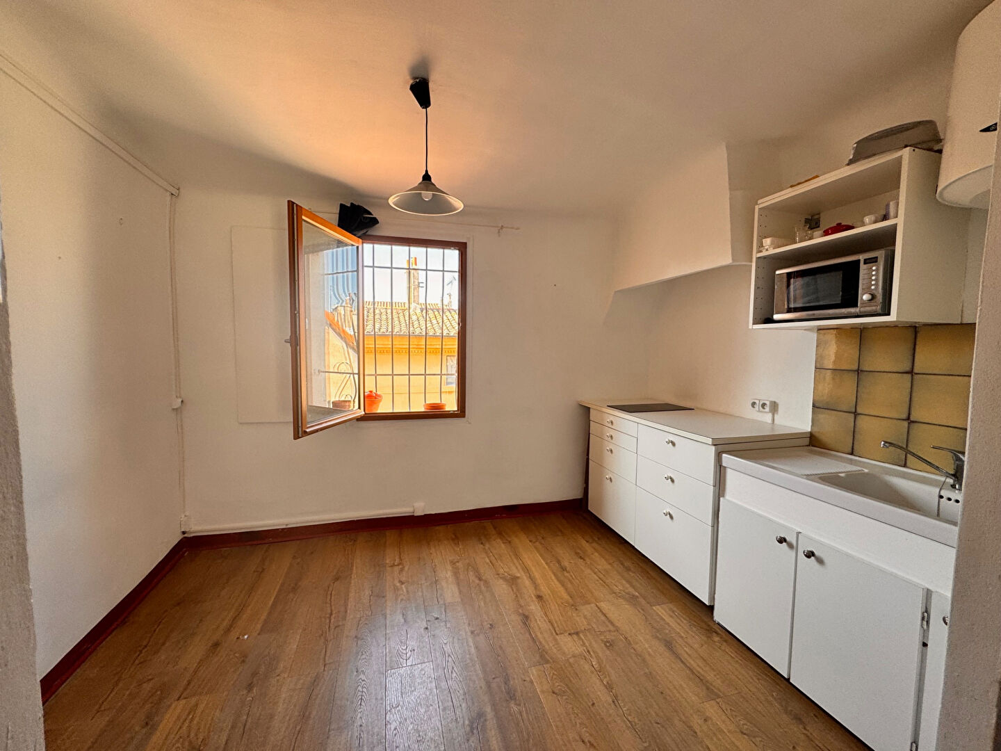 Appartement 1 pièces  à louer Aix-en-Provence 13100