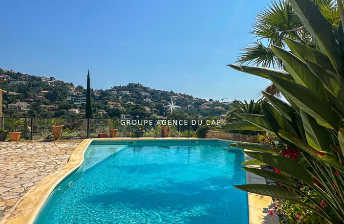 À VENDRE VILLA VUE MER 4 CHAMBRES 206M2 LES ISSAMBRES — photo 4