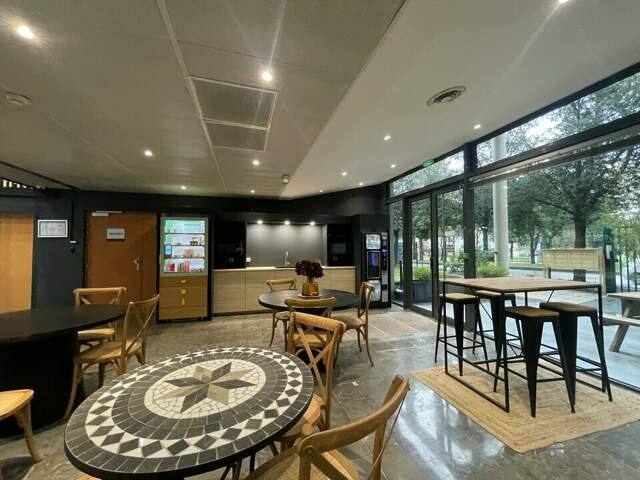 BUREAUX à LOUER — photo du bien