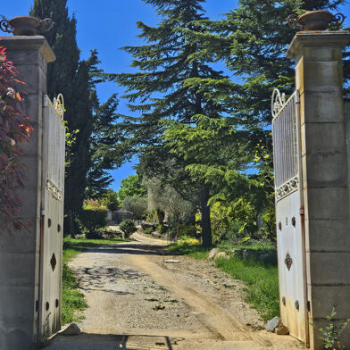 Maison 8 pièces 600000 €