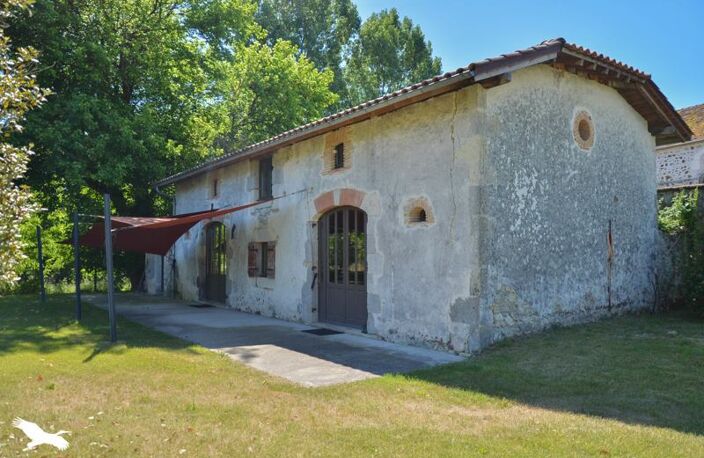 Maison en pierre de 11 pièces principales — photo 3