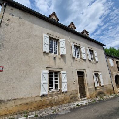 Maison 8 pièces 276120 €