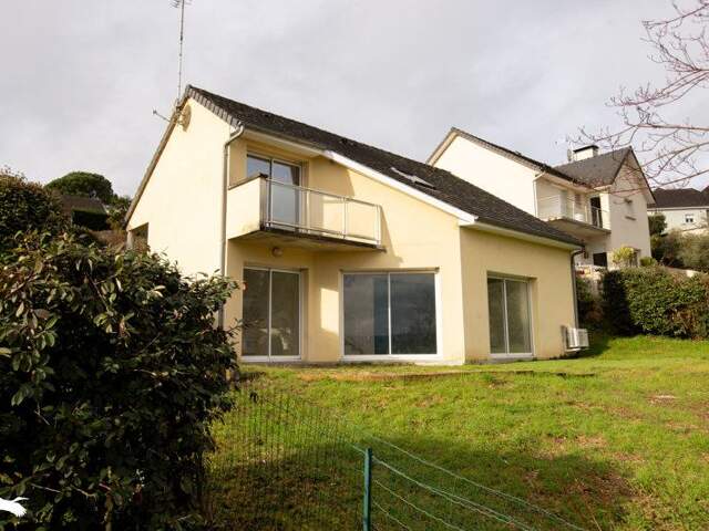 Maison 5 pièces 101 m² à Malemort — photo du bien