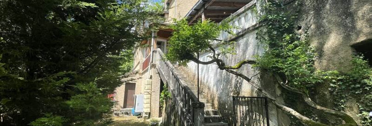 Maison 5 Pièces 90 m² à vendre à Puy-l'Évêque (46700)