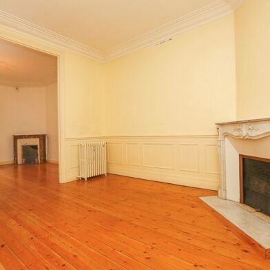 Maison 6 pièces 299999 €