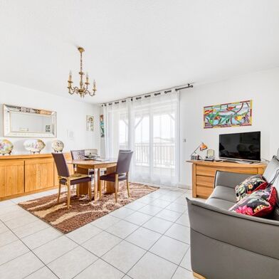 Appartement 4 pièces 299500 €