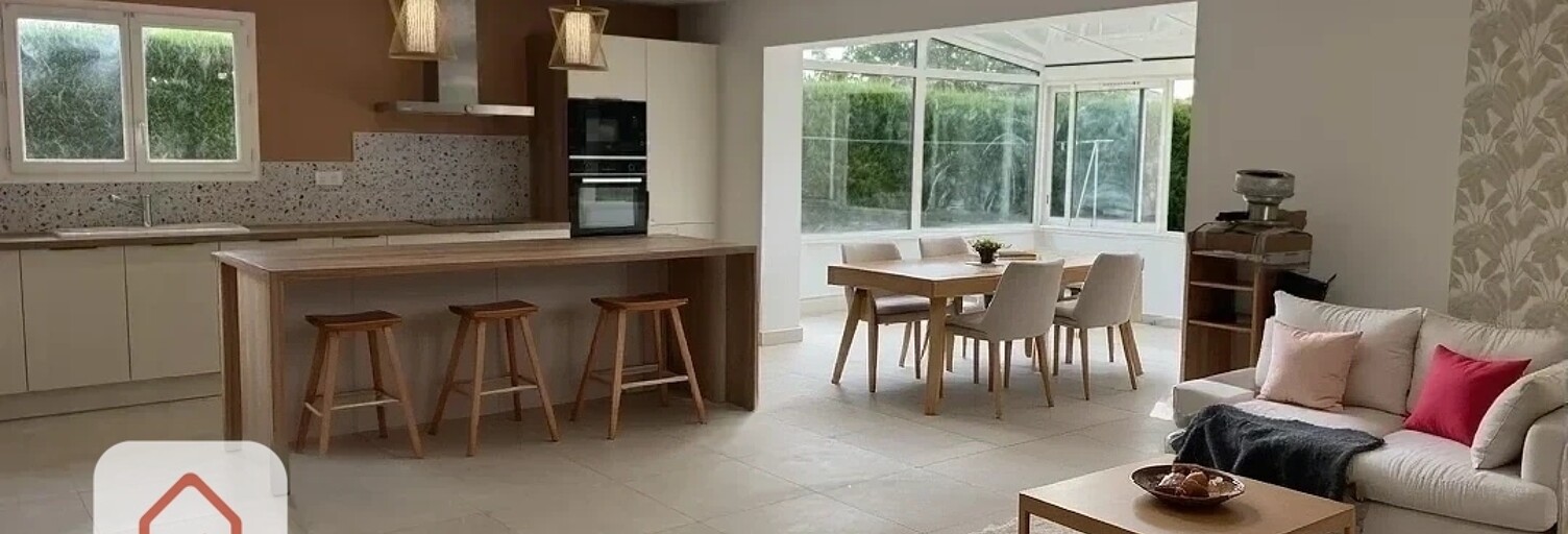 Maison 5 Pièces 118 m² à vendre à Hourtin (33990)