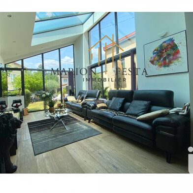 Maison 7 pièces 659500 €