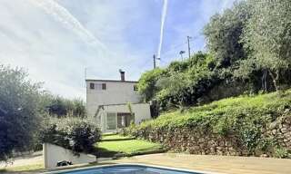 Maison 6 Pièces 167 m² à vendre à Gilette (06830)