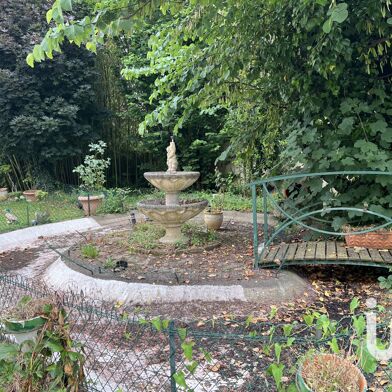 Maison 13 pièces 300000 €