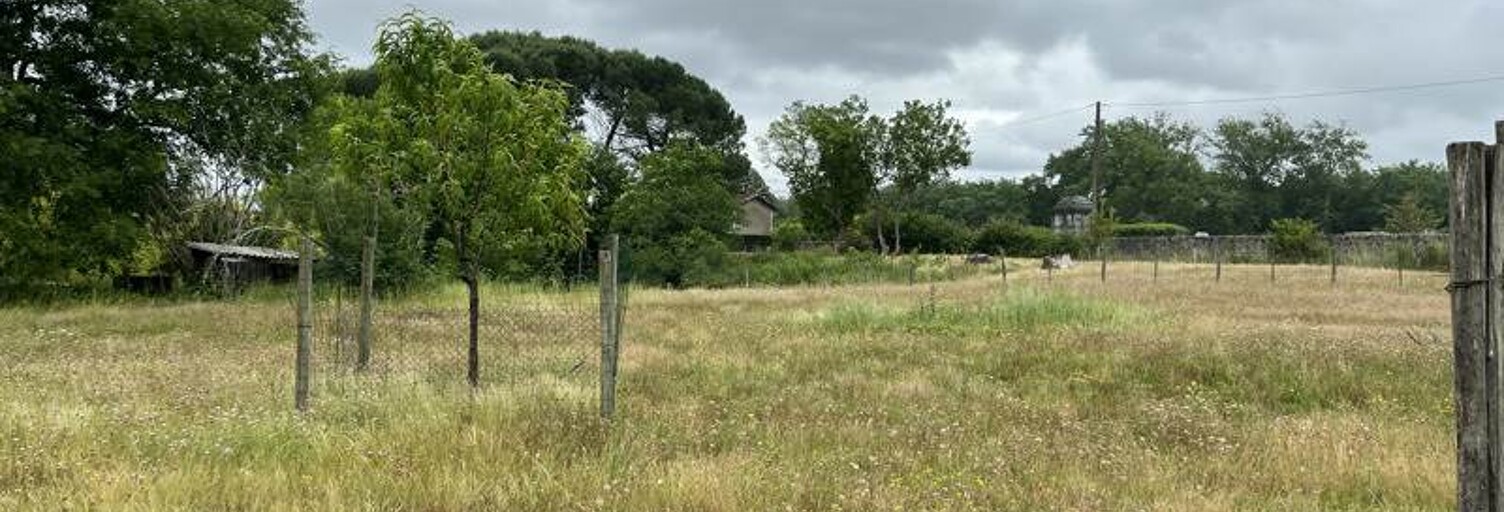 Terrain  1592 m² à vendre à Roquefort (40120)