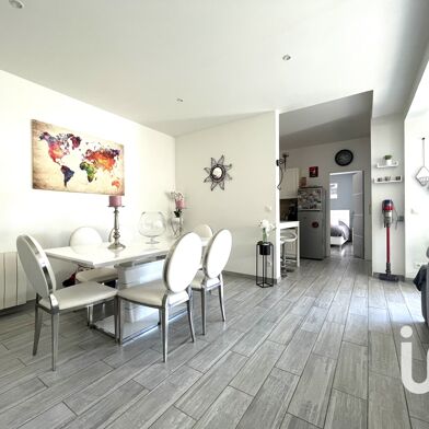 Maison 5 pièces 399000 €