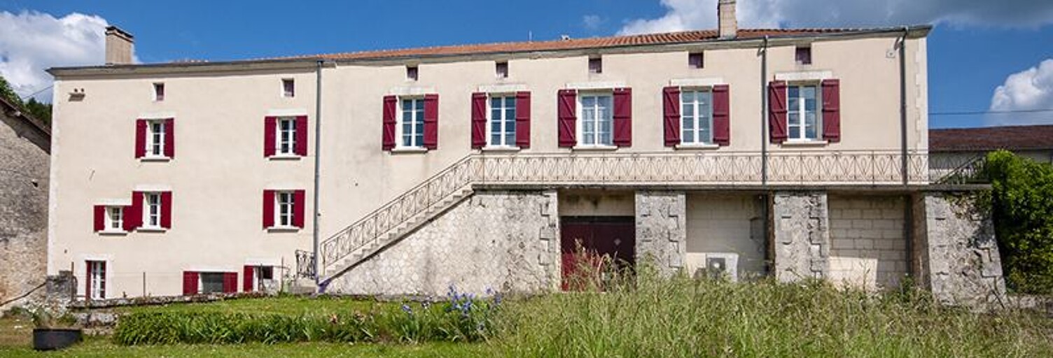 Maison 10 Pièces 257 m² à vendre à Quinsac (24530)