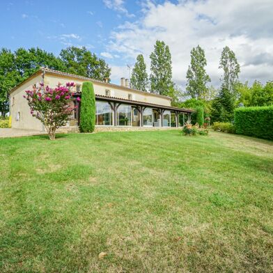 Maison 10 pièces 649000 €