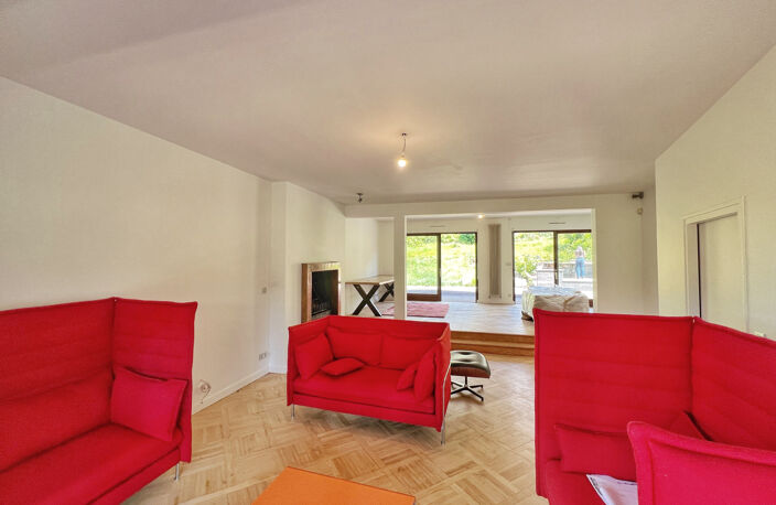 VILLA 250M2 LYON 5EME, SEJOUR CUISINE 75M2 SUR TERRAIN 400M2 — photo 2