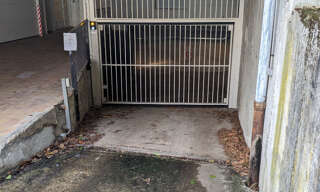 Garage   m² à louer à Dijon (21000)