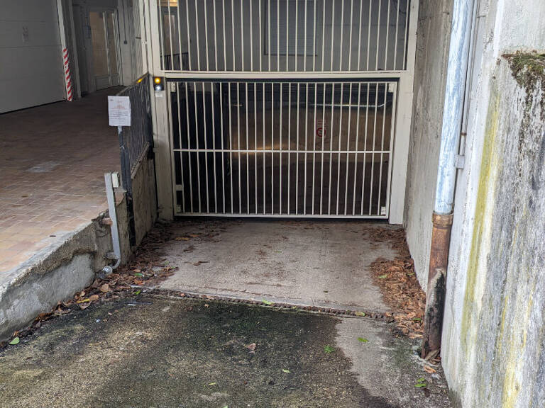 Parking - Proche Facs — photo 1