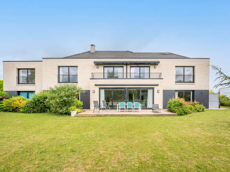 Villa Golf de Merignies 345 m2 — photo 1
