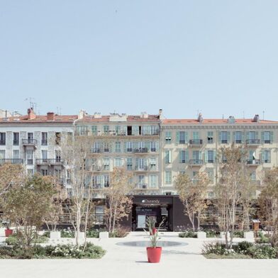 Commerce  260000 €