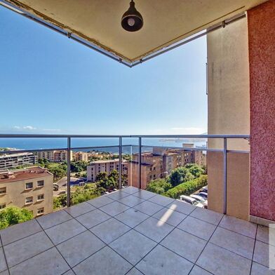 Appartement 4 pièces 365000 €