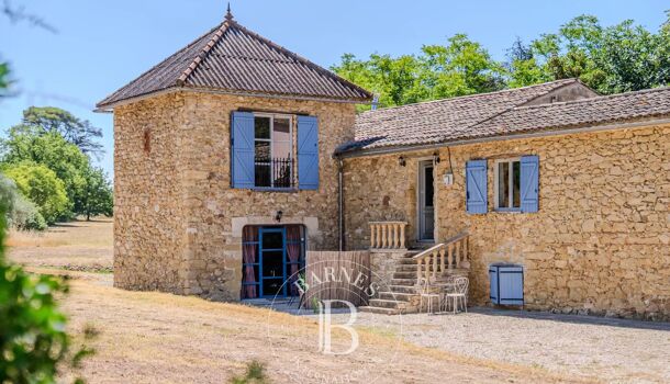 Propri&eacute;t&eacute; 20 pièces  à vendre Lourmarin 84160