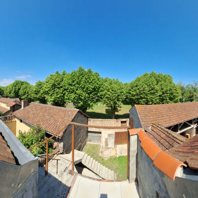 Maison 8 pièces 97990 €