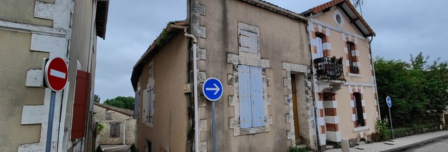 Maison 3 Pièces 52 m² à vendre à Saint-Amant-de-Boixe (16330)