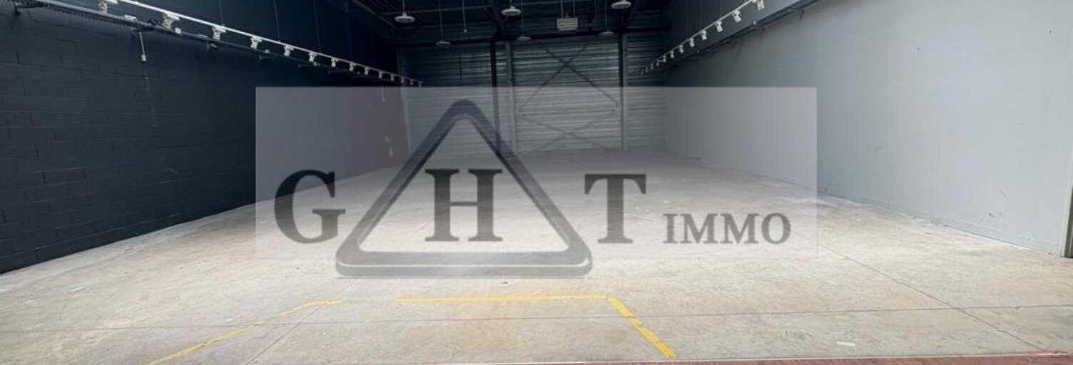 Local industriel  475 m² à louer à Vaux-le-Pénil (77000)