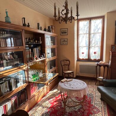 Maison 7 pièces 150000 €