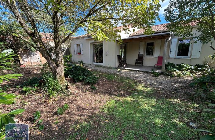 Vente maison 5 pièces 108 m² Vouneuil-sous-Biard (86580) — photo 2