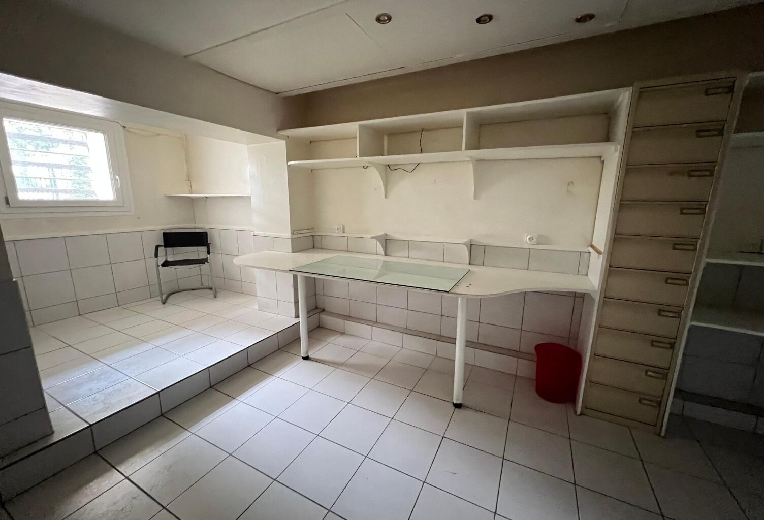 Location bureau 1 pièce  à Marseille 8 (13008) — photo 1