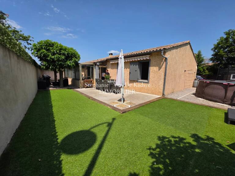 Villa  plain-pied de 90m² :  3 chambres  avec jardin. — photo 1