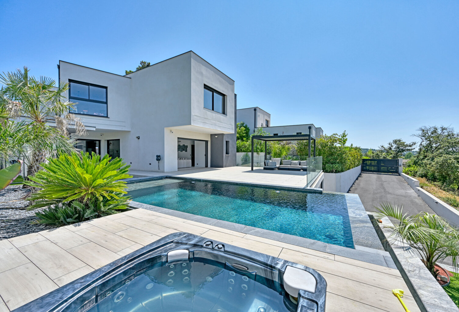 Dépt Hérault (34), à vendre Saint Gély du Fesc Maison P6 de — photo 1