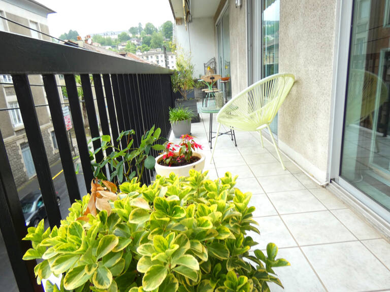 Grand T4 ASCENSEUR BALCON STATIONNEMENT — photo 1
