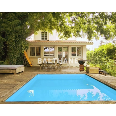 Maison 4 pièces 577200 €