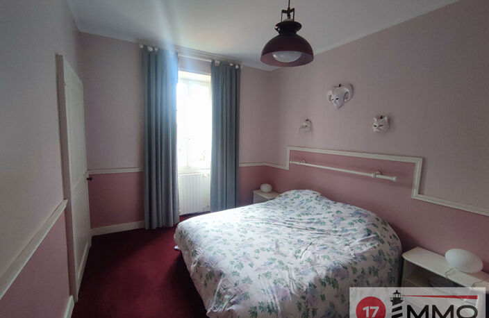 Belle Demeure   avec dépendance en pierre  9 pièce(s)  - THAIRE — photo 5
