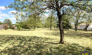 Terrain  1800 m² à vendre à Saint-Médard-en-Jalles (33160)