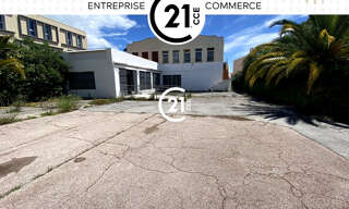 Local industriel  510 m² à louer à Antibes (06600)