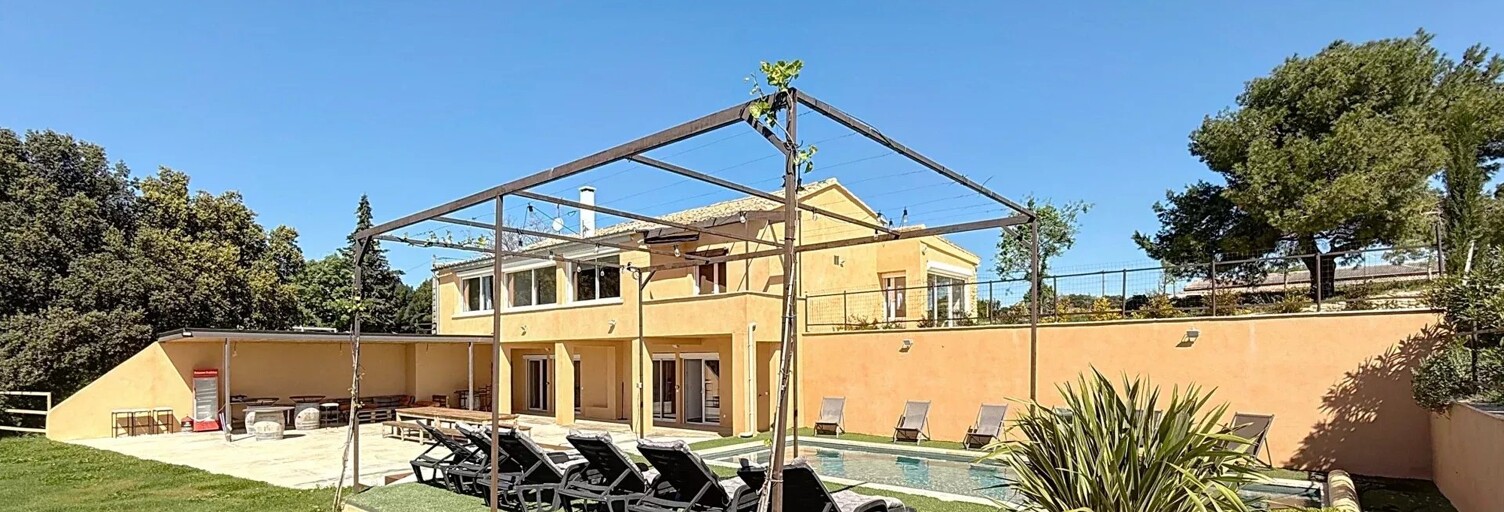 Maison 15 Pièces 280 m² à vendre à Tulette (26790)