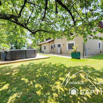 Maison 6 pièces 395000 €