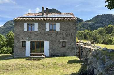 Maison 8 pièces 498000 €