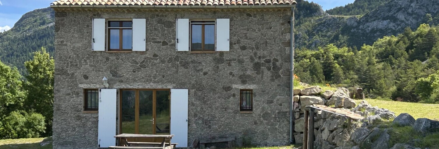 Maison 8 Pièces 195 m² à vendre à Digne-les-Bains (04000)