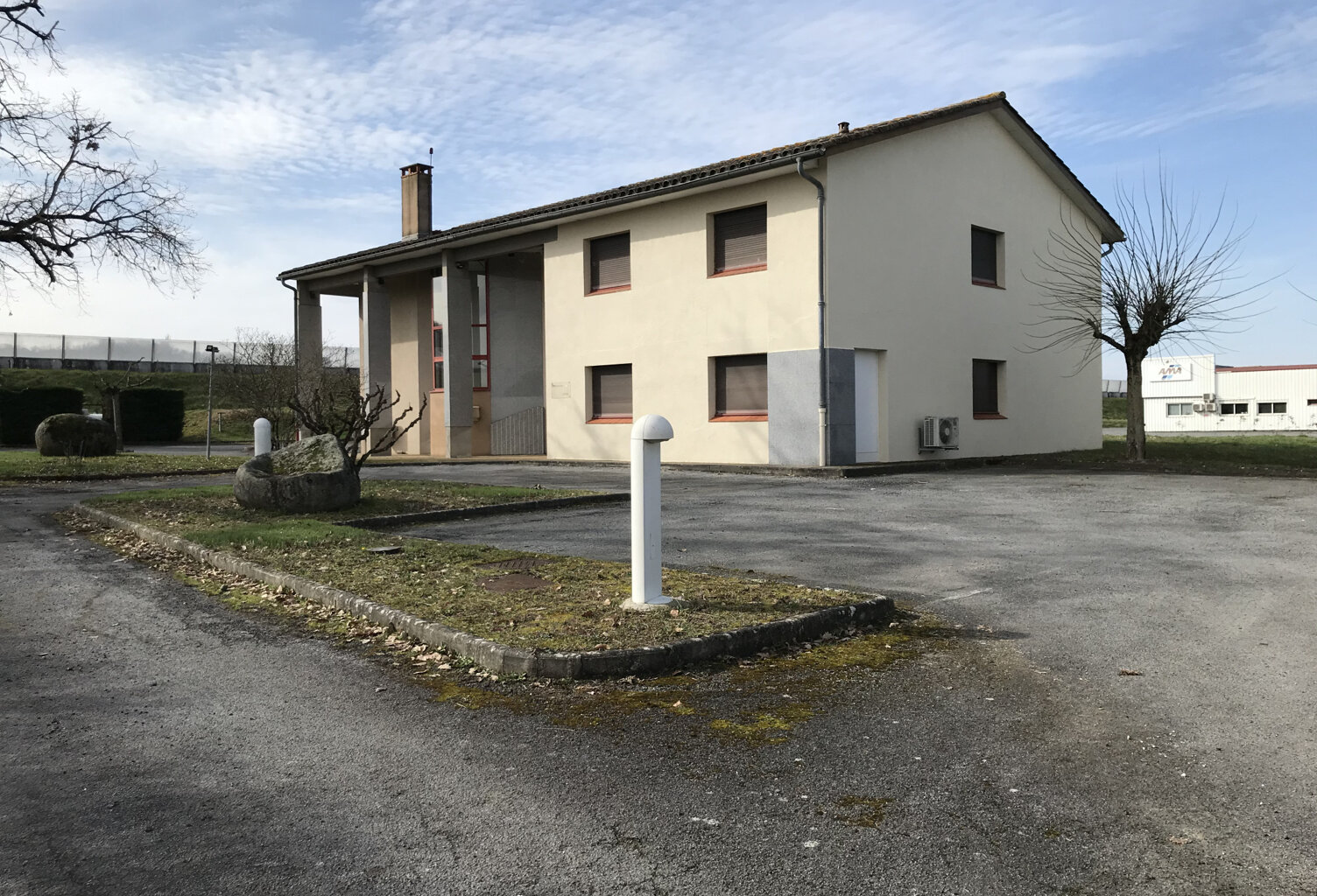 Immeuble de bureaux 375 m2 proche d'Albi — photo 1