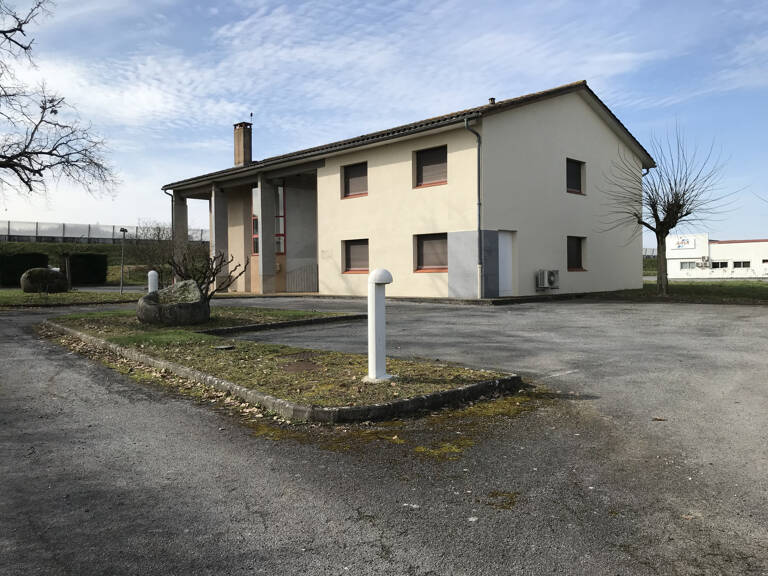 Immeuble de bureaux 375 m2 proche d'Albi — photo 1